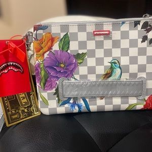 BRAND NEW - Sprayground Jardin du Palais Grey White Clutch Bag